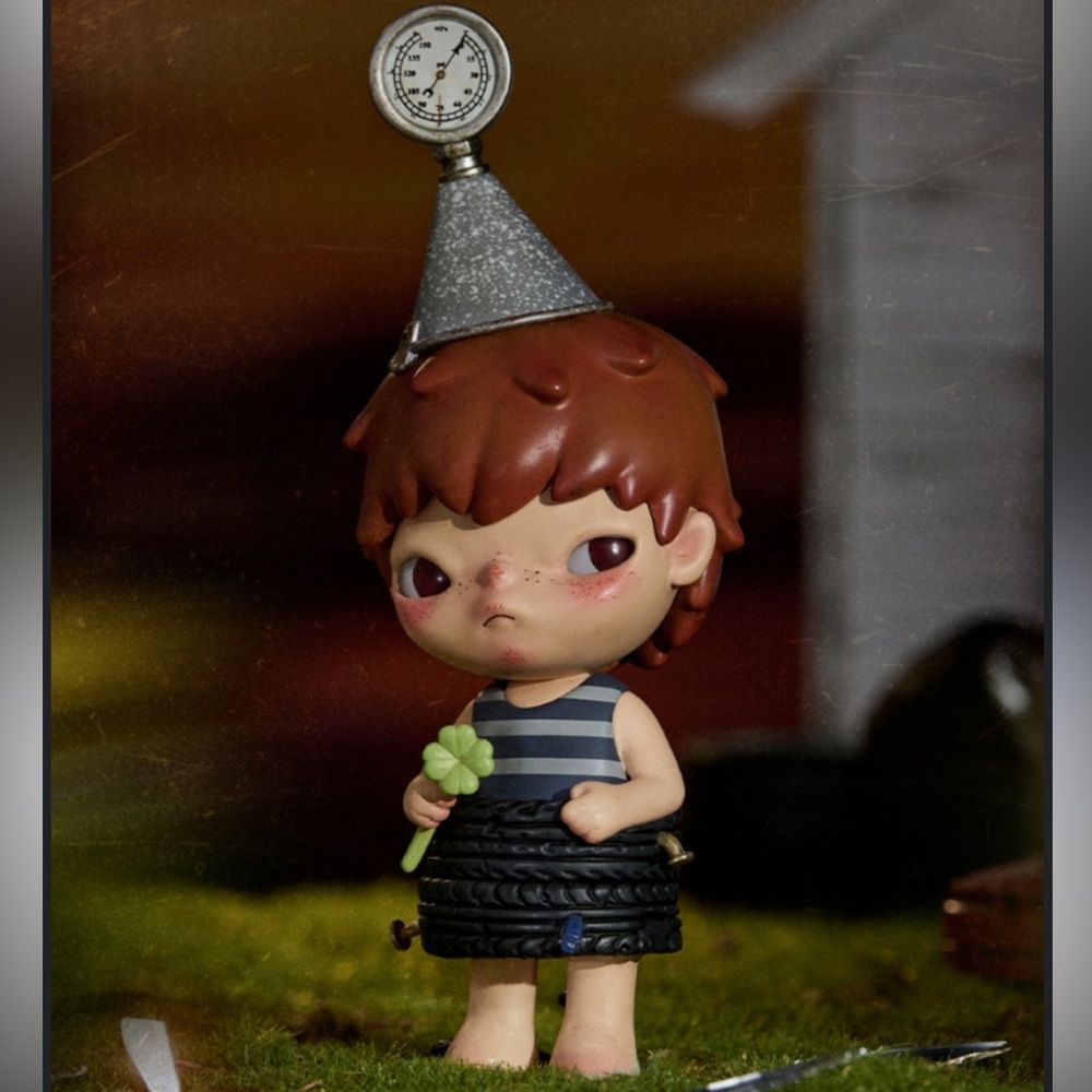 POP MART Hirono Echo Series Blind Box
Confirmed Figure NEW!